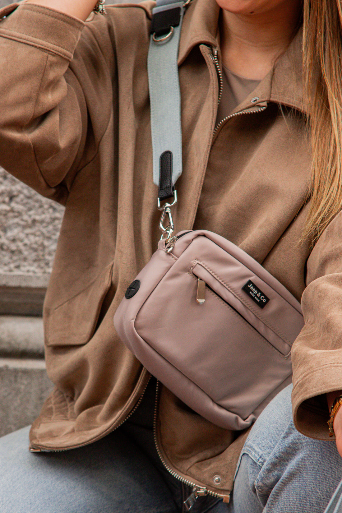 Latte Machiato Dogmom Bag - Denim Days Strap