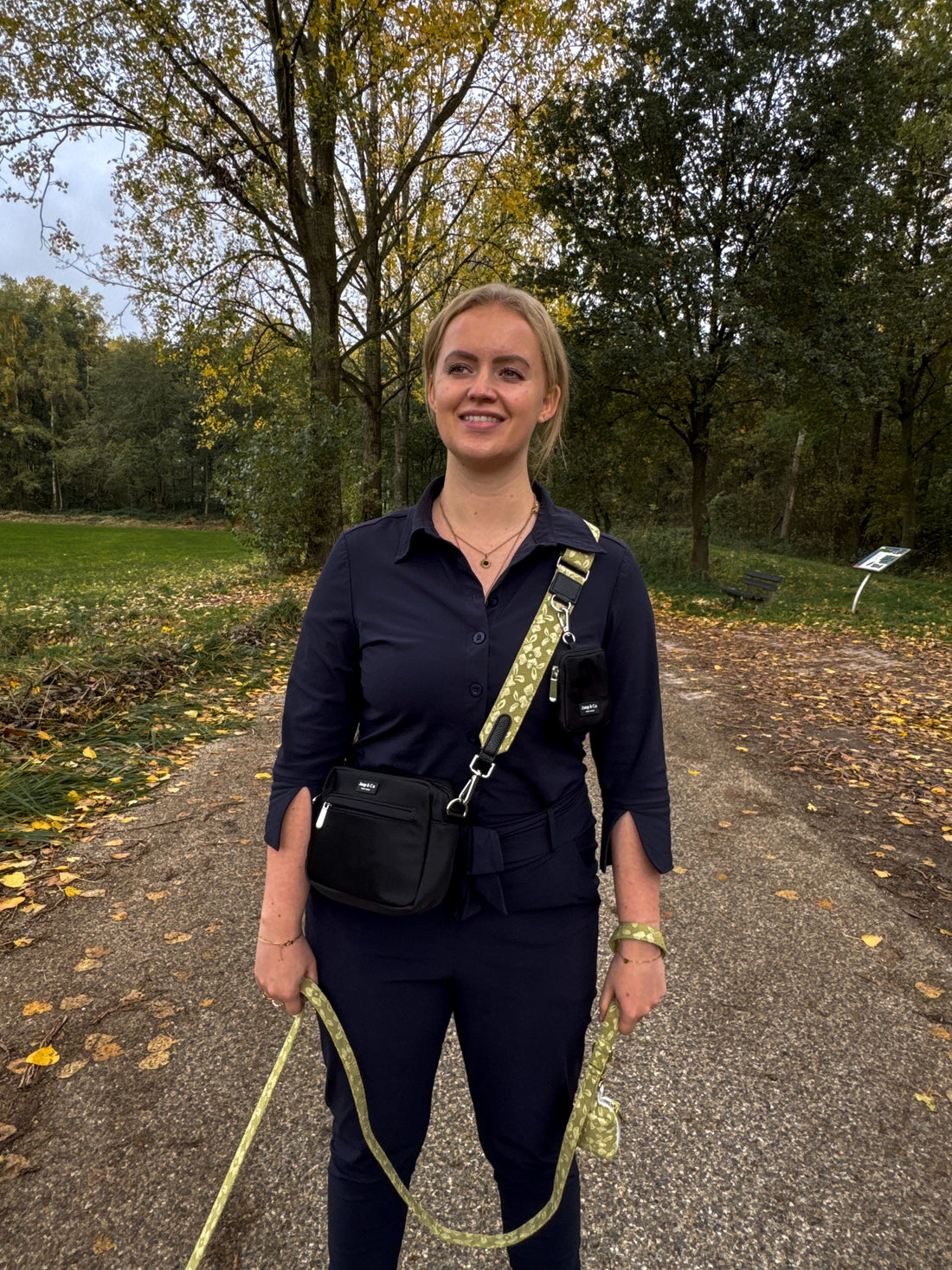 Classic Black Dogmom Bag - Botanical Glow Strap