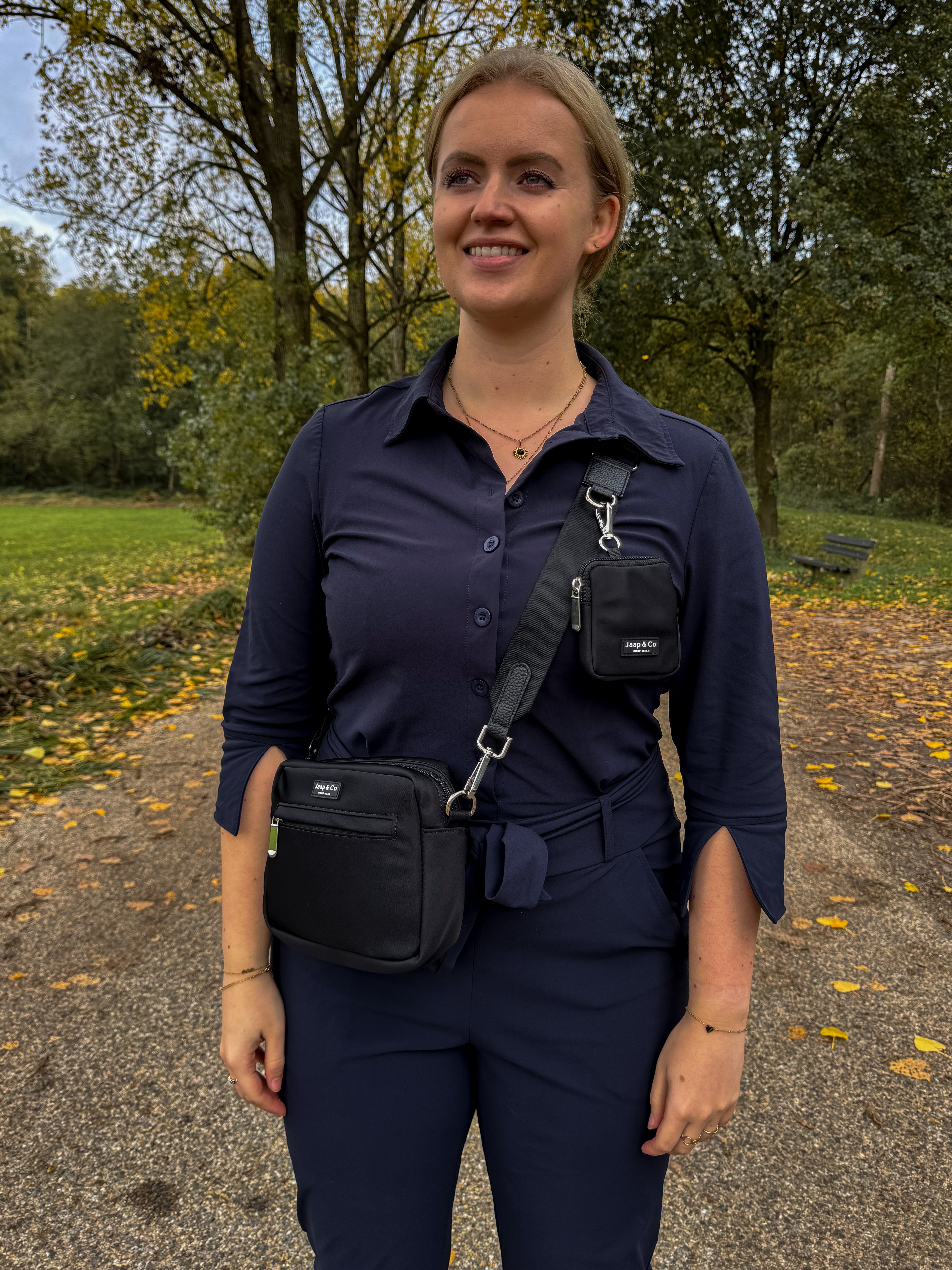 Classic Black Dogmom Bag - Classic Black Strap