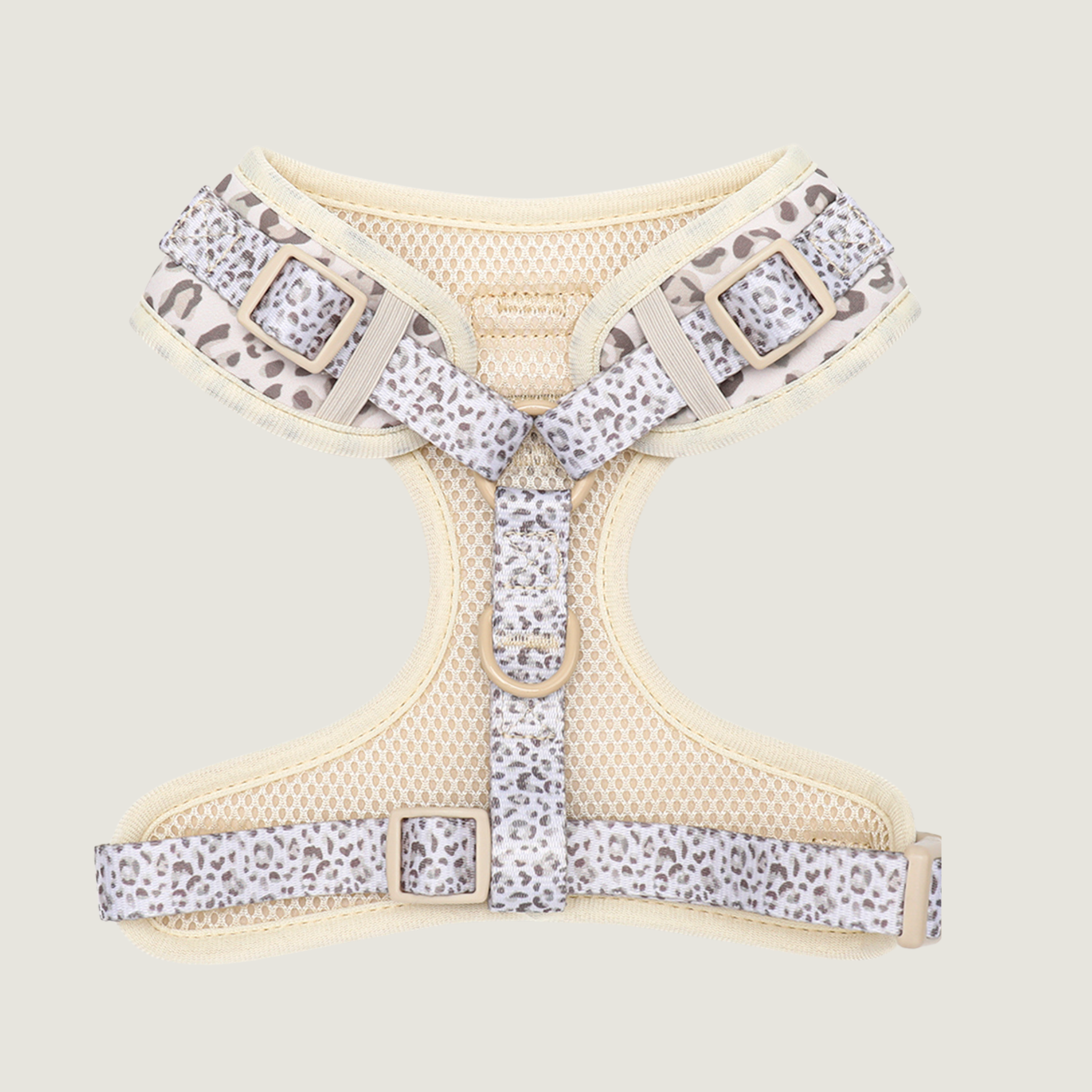 Hondentuigje in leopard print met een extra anti-trek ring aan de voorkant.