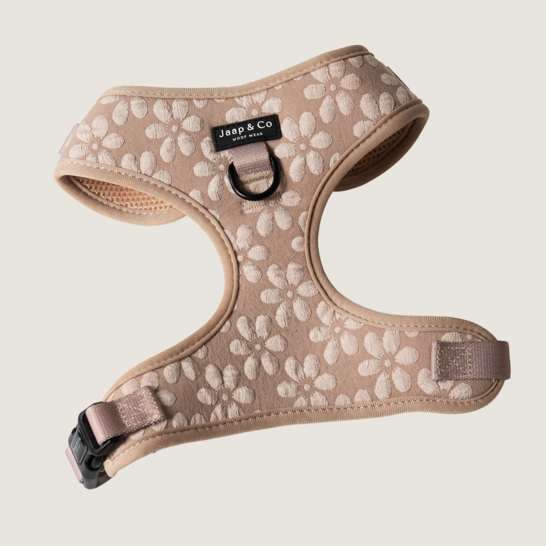 Beige hondentuigje met bloemenprint uit de Blush Elegance collectie van Jaap & Co – comfortabel en verkrijgbaar in verschillende maten.