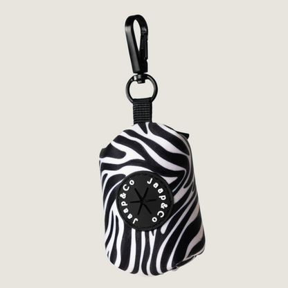 Zebra Chic Bundel: Hondentuigje, Hondenriem, Hondenhalsband en Poepzakjeshouder