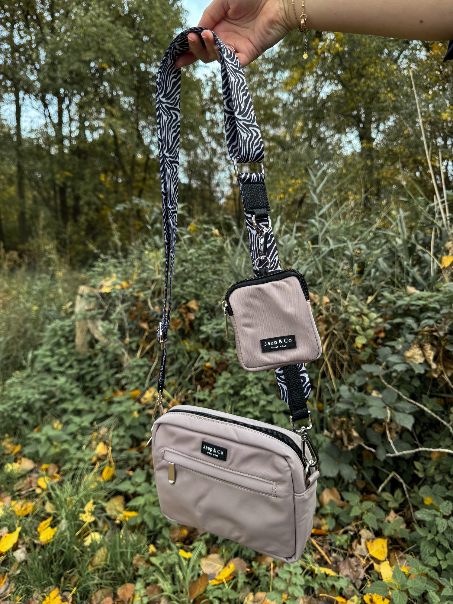 Latte Machiato Dogmom Bag - Zebra Chic Strap