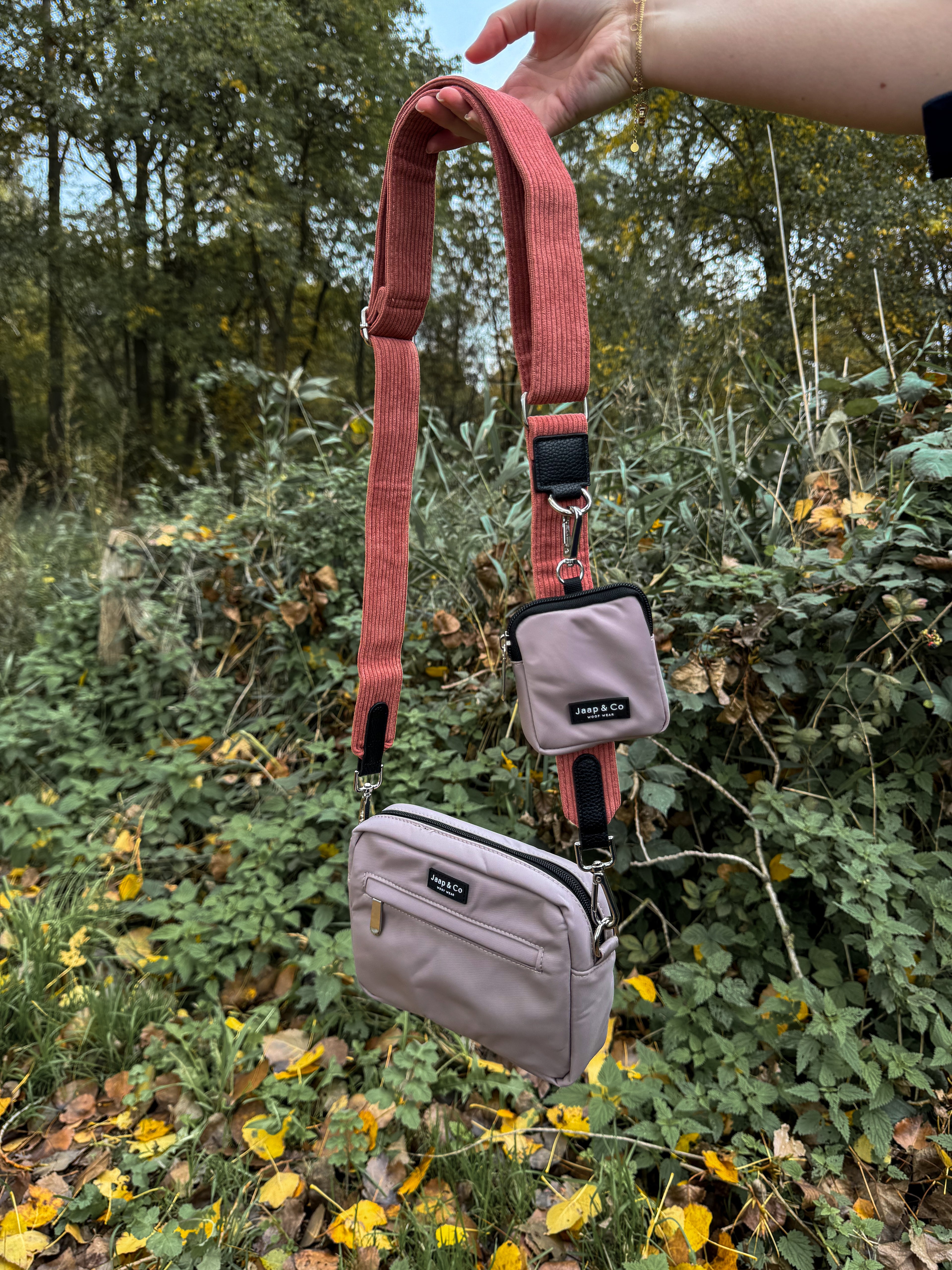 Latte Machiato Dogmom Bag - Golden Trails Strap