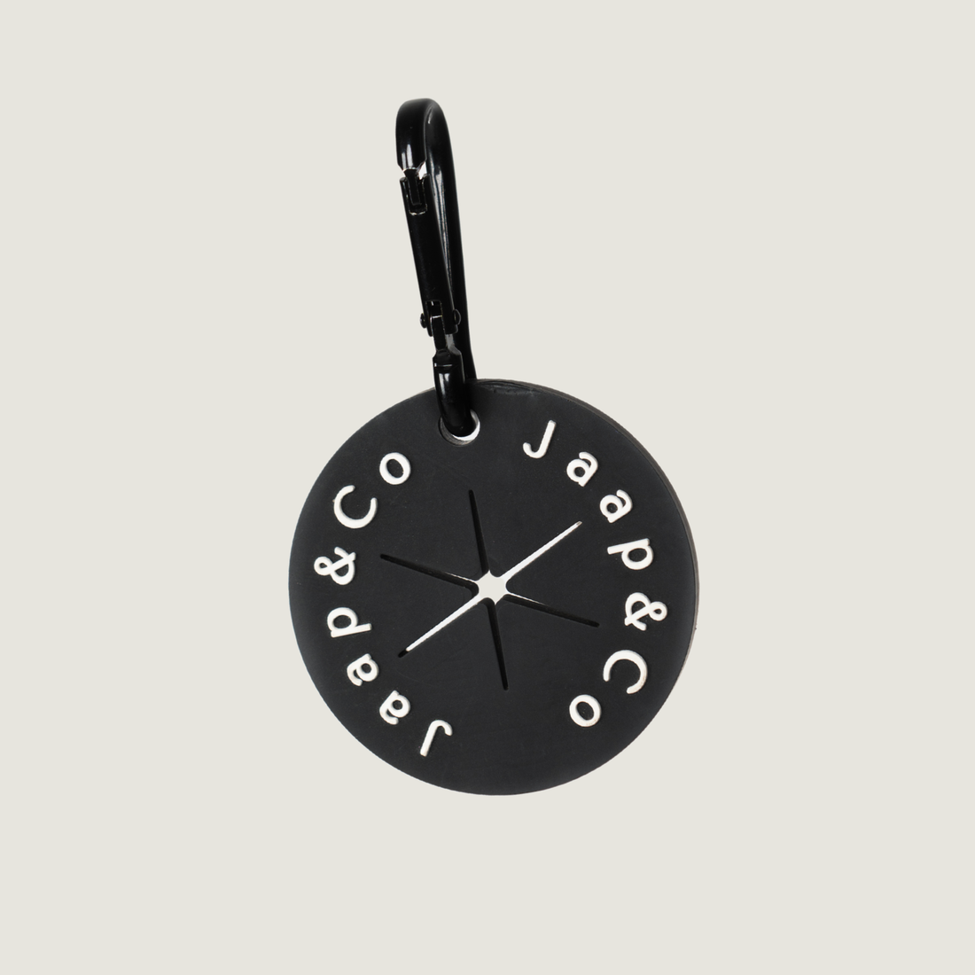 je hoeft je poepzakje niet meer in je hand vast te houden. Hang het poepzakje aan de &